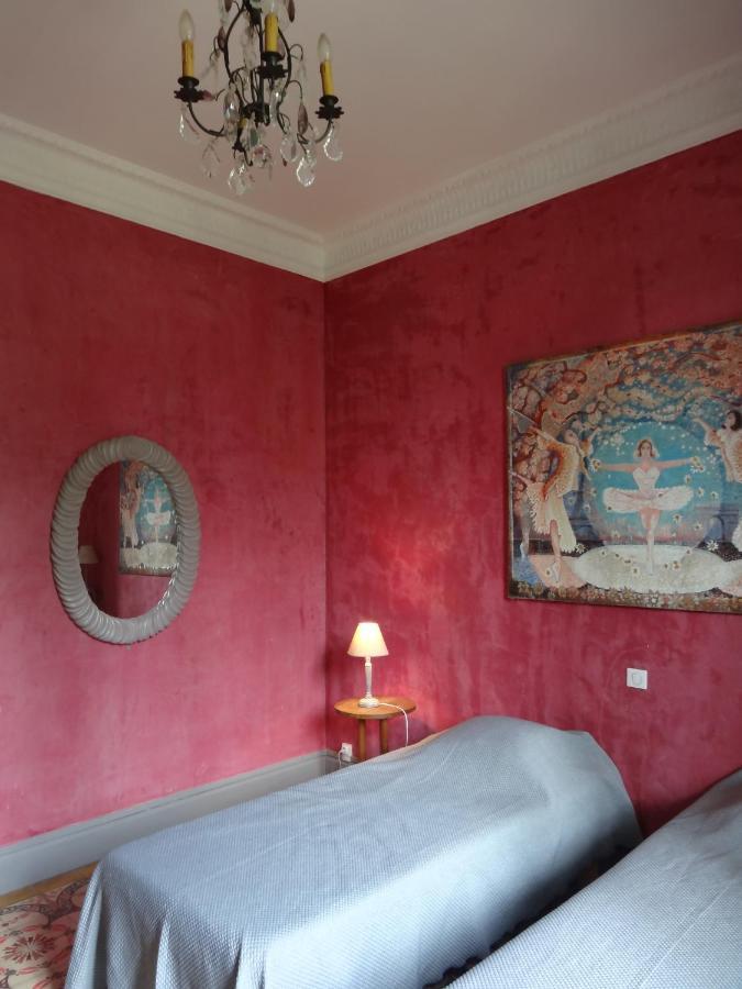 카페스탕 Les Remparts B&B 외부 사진
